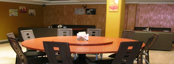 2453/Hotel Gomti Nandan Palace - Bina 02.jpg